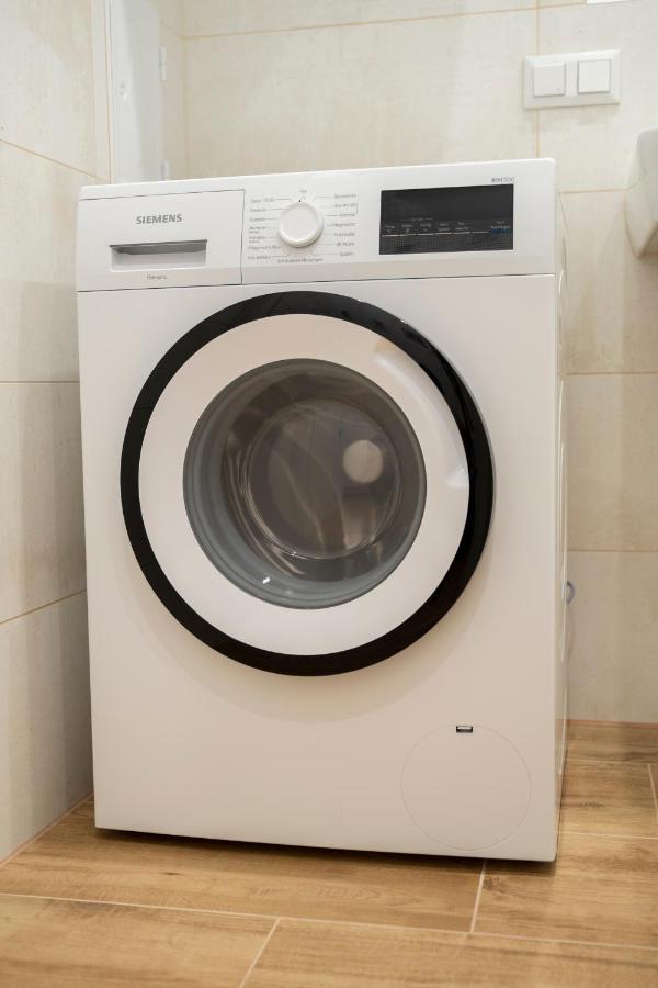 וינה Josef'S Home I Comfort Apartment I Metro Access מראה חיצוני תמונה