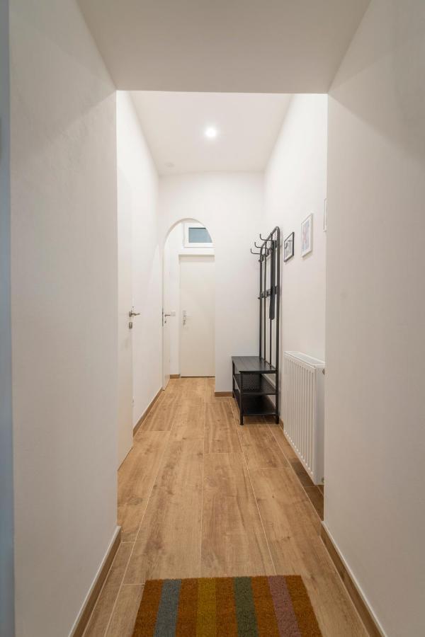וינה Josef'S Home I Comfort Apartment I Metro Access מראה חיצוני תמונה