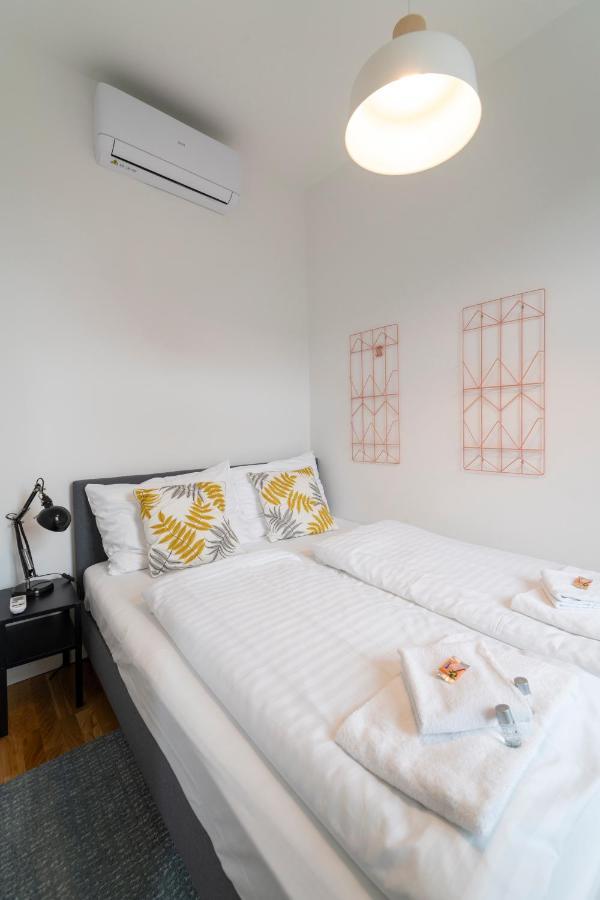 וינה Josef'S Home I Comfort Apartment I Metro Access מראה חיצוני תמונה